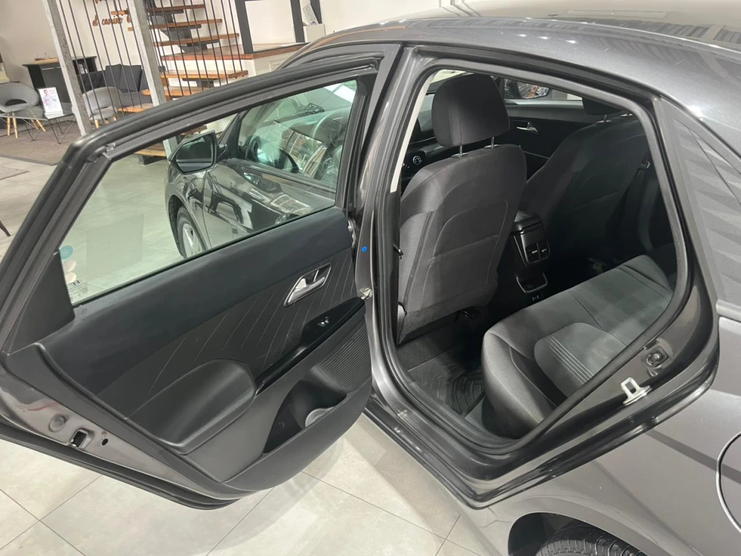 imagen 0 de vehiculo con id 2148